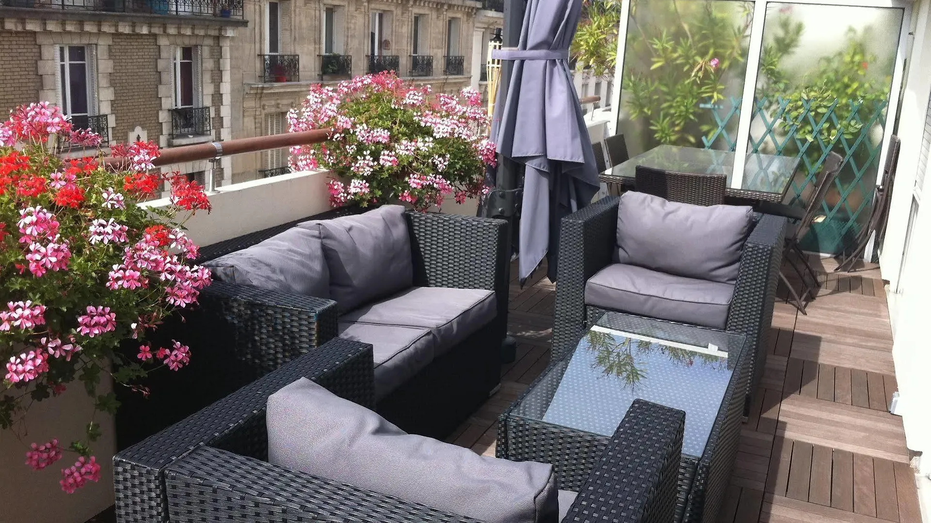 D'amis - D'hotes-b&b-guest House Bed & Breakfast